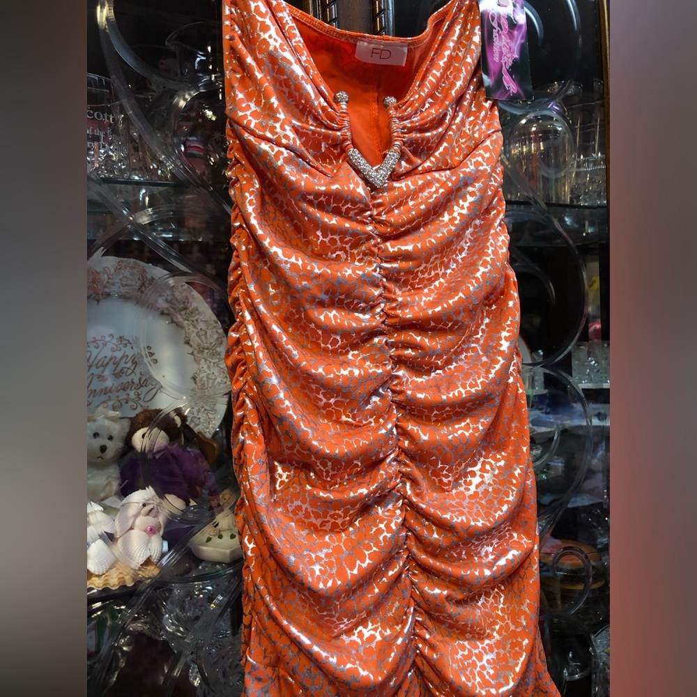 Orange and Silver Metallic Ruched Sleeveless Dress - Picture 13 of 13